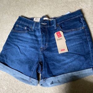 Levi’s mid length shorts